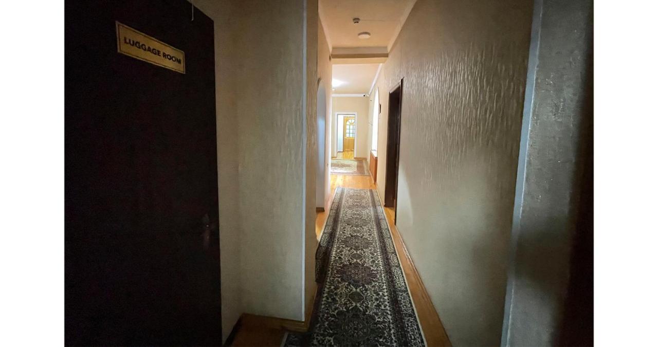 Old Inn Hostel Tashkent Exterior photo